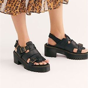 Dr. Martens Ariel sandal